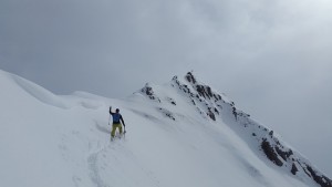 ski-tour-1359956_640